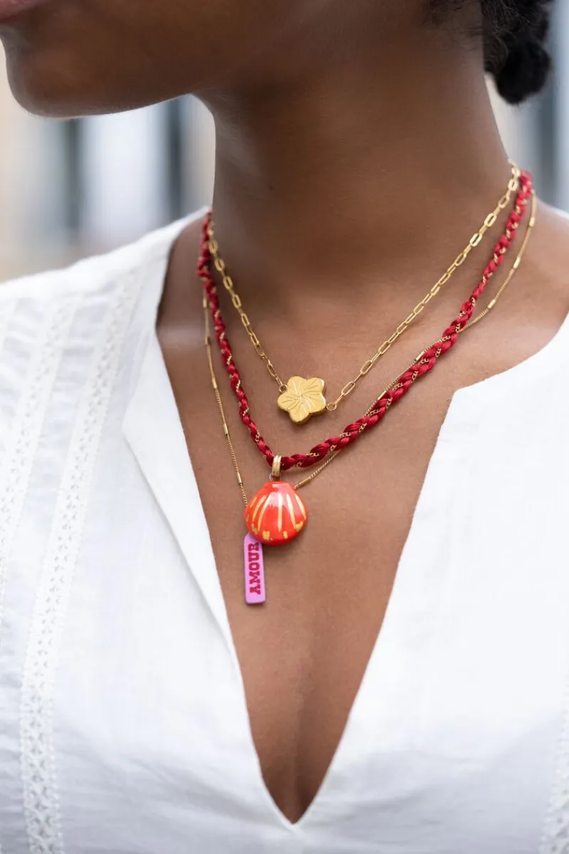 My Jewellery Collier En Cordon Art Tressé Rouge Avec Coquillage Outlet