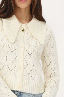 My Jewellery Gilet Ajouré Blanc Avec Col De Luxe Outlet