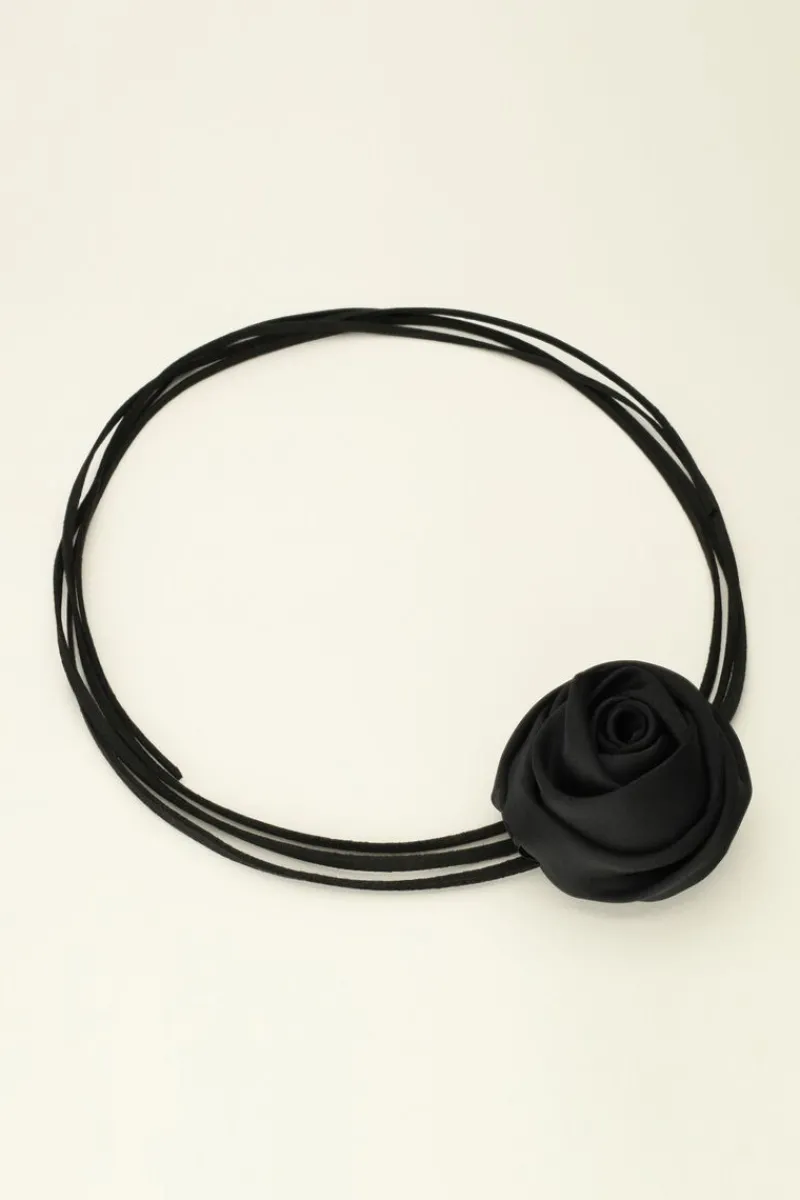My Jewellery Ras De Cou Cordon Noir Et Fleur Satinée Outlet