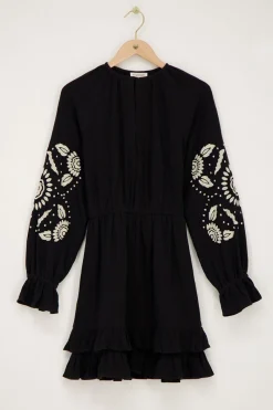 My Jewellery Robe e Avec Broderie Blanche Noir Sale