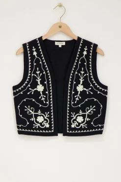 My Jewellery Veste Sans Manches En Mousseline Noire Avec Broderie Clearance