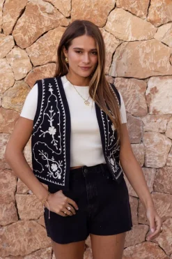 My Jewellery Veste Sans Manches En Mousseline Noire Avec Broderie Clearance
